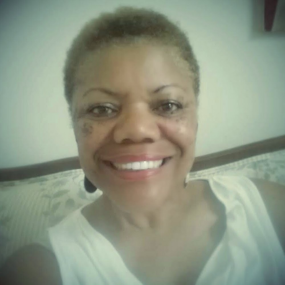 Meet your Posher, Carol
